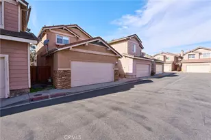7801 Pacific Cir, Midway City, CA 92655 - Photo 2