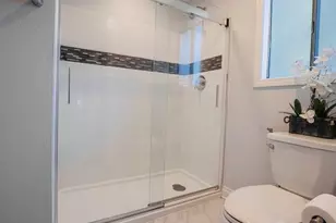 340 E Washington Blvd, Pasadena, CA 91104 - Photo 14