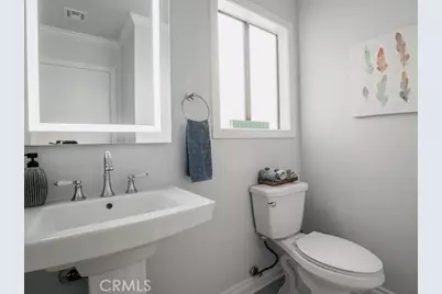 340 E Washington Boulevard #1, Pasadena, CA 91104 - Photo 12