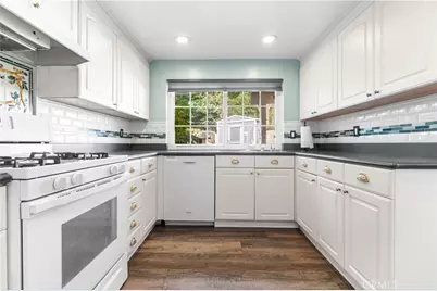 13233 Oakwood, La Mirada, CA 90638 - Photo 16