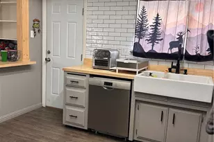 889 Cardona Pl, Hemet, CA 92543 - Photo 6