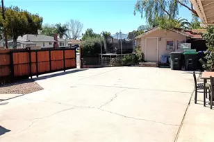 889 Cardona Pl, Hemet, CA 92543 - Photo 20