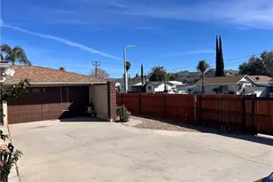 889 Cardona Pl, Hemet, CA 92543 - Photo 18