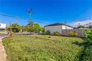 205 E California, Vista, CA 92084 - Photo 22