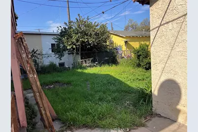 333 E 61st, Los Angeles, CA 90003 - Photo 12