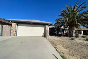 3143 Darkwood, Lancaster, CA 93536 - Photo 2