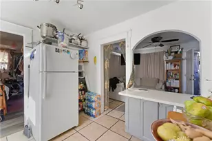608 W 52nd, Los Angeles, CA 90037 - Photo 54