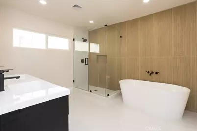 325 E 222nd St Street, Carson, CA 90745 - Photo 22