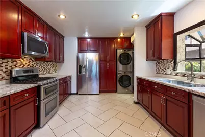 3654 Cerritos Avenue, Long Beach, CA 90807 - Photo 14