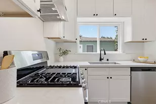 2525 Fashion Ave, Long Beach, CA 90810 - Photo 14