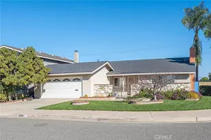 16362 Whittier Ln, Huntington Beach, CA 92647 - Photo 2