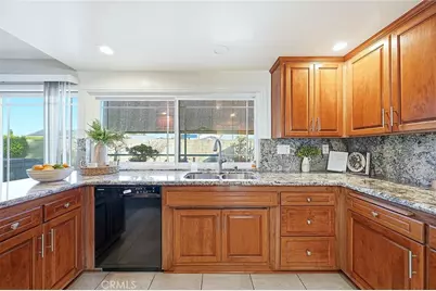 16362 Whittier Lane, Huntington Beach, CA 92647 - Photo 6