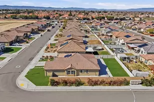 2113 E Donatello St, Lancaster, CA 93535 - Photo 32