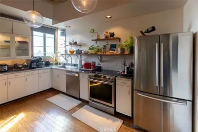 100 W 5th #6C, Long Beach, CA 90802 - Photo 4