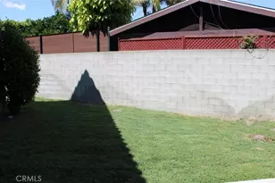 1915 E 120th St, Los Angeles, CA 90059 - Photo 20