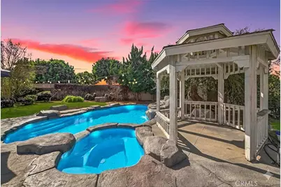 11003 Bradford, Cerritos, CA 90703 - Photo 38