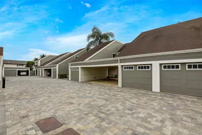 2554 Elden Avenue #B102, Costa Mesa, CA 92627 - Photo 36