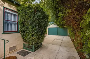 4545 Sunnyside Dr, Riverside, CA 92506 - Photo 24