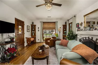 4545 Sunnyside Drive, Riverside, CA 92506 - Photo 16