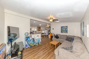 126 Pecan Ln, Fountain Valley, CA 92708 - Photo 4