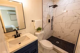 7710 S Halldale Ave, Los Angeles, CA 90047 - Photo 12