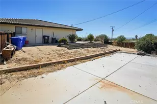 14610 Havasu, Apple Valley, CA 92307 - Photo 38