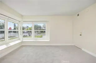 11305 Loch Lomond Rd, Los Alamitos, CA 90720 - Photo 14