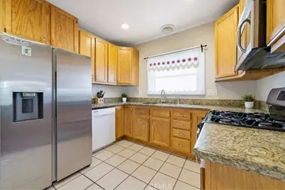 117 E Sycamore, Anaheim, CA 92805 - Photo 10