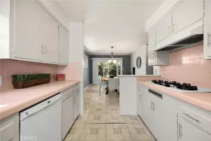 5020 Alcove Ave, Valley Village, CA 91607 - Photo 12