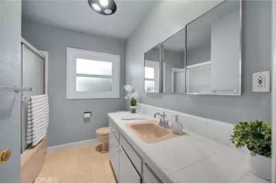 5020 Alcove Avenue, Valley Village, CA 91607 - Photo 20