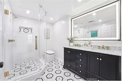 355 N Pine, Orange, CA 92866 - Photo 32