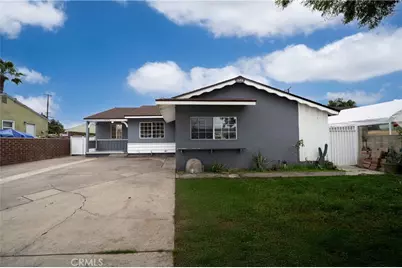 1644 W Wisteria, Santa Ana, CA 92703 - Photo 2