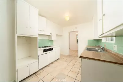 1644 W Wisteria, Santa Ana, CA 92703 - Photo 14