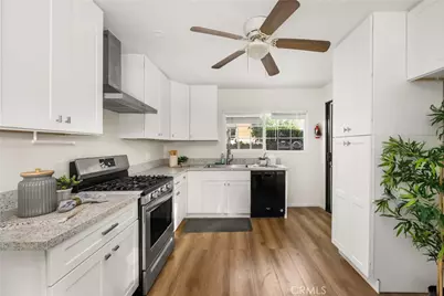 2320 Locust, Long Beach, CA 90806 - Photo 10