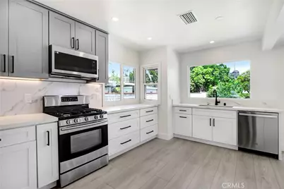 4061 Maplewood Pl, Riverside, CA 92506 - Photo 10