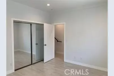 1143 Irolo, Los Angeles, CA 90006 - Photo 6