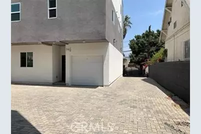 1143 Irolo, Los Angeles, CA 90006 - Photo 12