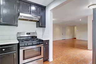 110 W Forhan St, Long Beach, CA 90805 - Photo 10