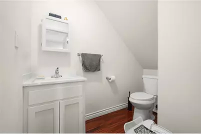 1067 N Wilton, Los Angeles, CA 90038 - Photo 6