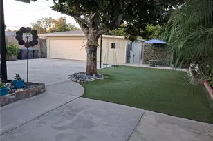 2019 Valencia, Santa Ana, CA 92706 - Photo 4