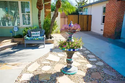 2019 Valencia, Santa Ana, CA 92706 - Photo 12