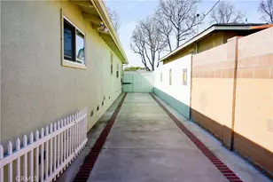 2019 Valencia, Santa Ana, CA 92706 - Photo 54