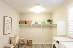 34899 Windwood Glen Ln, Murrieta, CA 92563 - Photo 12