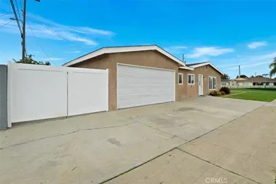 1001 N Hanover Pl, Anaheim, CA 92801 - Photo 30