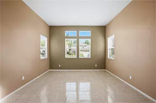 29283 Gandolf Ct, Murrieta, CA 92563 - Photo 4
