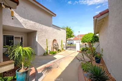 11371 Harkers Court, Cypress, CA 90630 - Photo 8