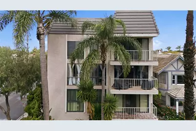 1803 E Ocean Boulevard #201, Long Beach, CA 90802 - Photo 2