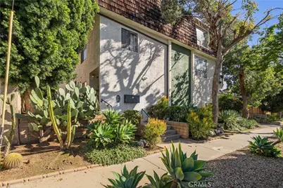 2264 Rose, Signal Hill, CA 90755 - Photo 2