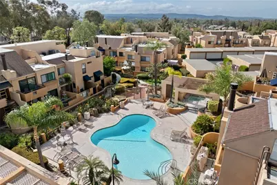 25712 Le Parc #41, Lake Forest, CA 92630 - Photo 2