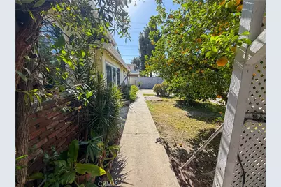 200 E Charlotte, Anaheim, CA 92805 - Photo 8